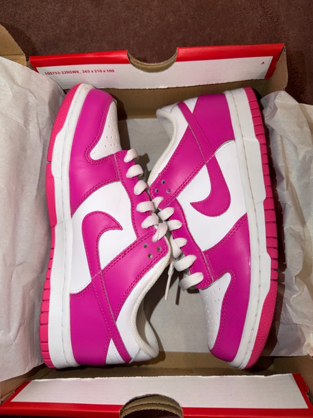Nike Women's Low-Top White and Hot Pink Skate Sneakers